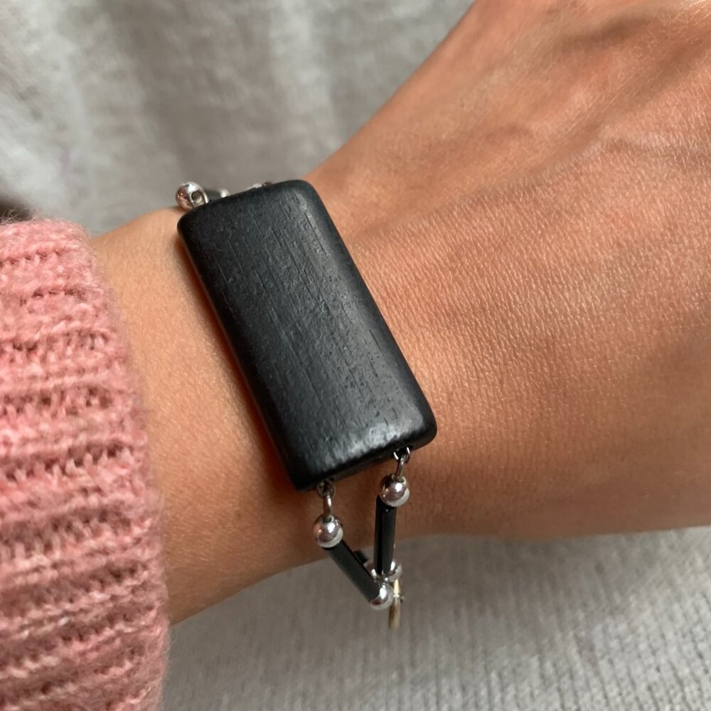Creation - Recycle Black wooden and metal pieces Bracelet